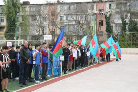 Nəsimi rayonunda futbol üzrə «Coca-Cola Məktəbli kuboku»nun yarışlarına start verildi