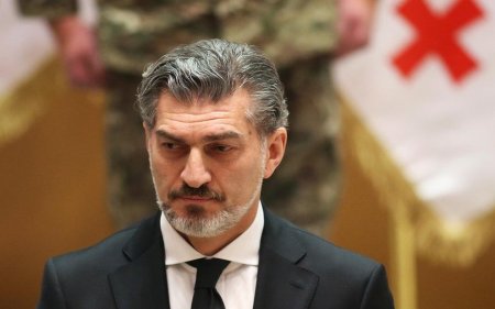 Gürcüstan Prezidenti bu gün Ermənistana rəsmi səfərə gedəcək Gürcüstan Prezidenti bu gün Ermənistana rəsmi səfərə gedəcək