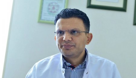 Kamil Əhmədovun həyat yoldaşı pul olmadığına görə ölməlidir? Kamil Əhmədovun həyat yoldaşı pul olmadığına görə ölməlidir?